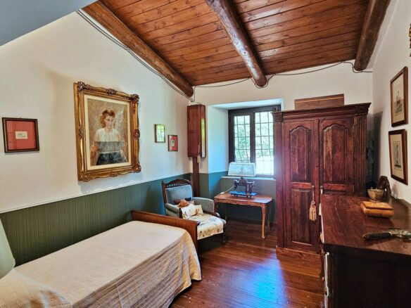 Restored 17th-century Mill With Pool, Guesthouse, Orchard