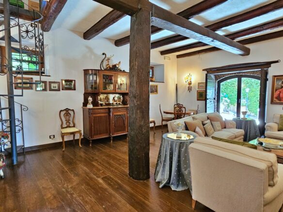 Restored 17th-century Mill With Pool, Guesthouse, Orchard
