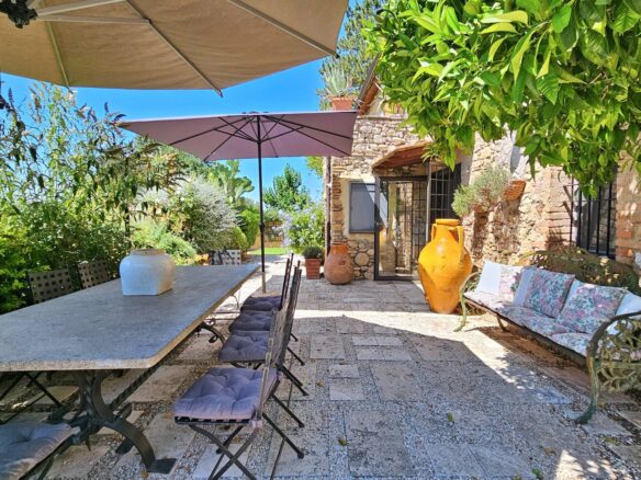Restored 17th-century Mill With Pool, Guesthouse, Orchard