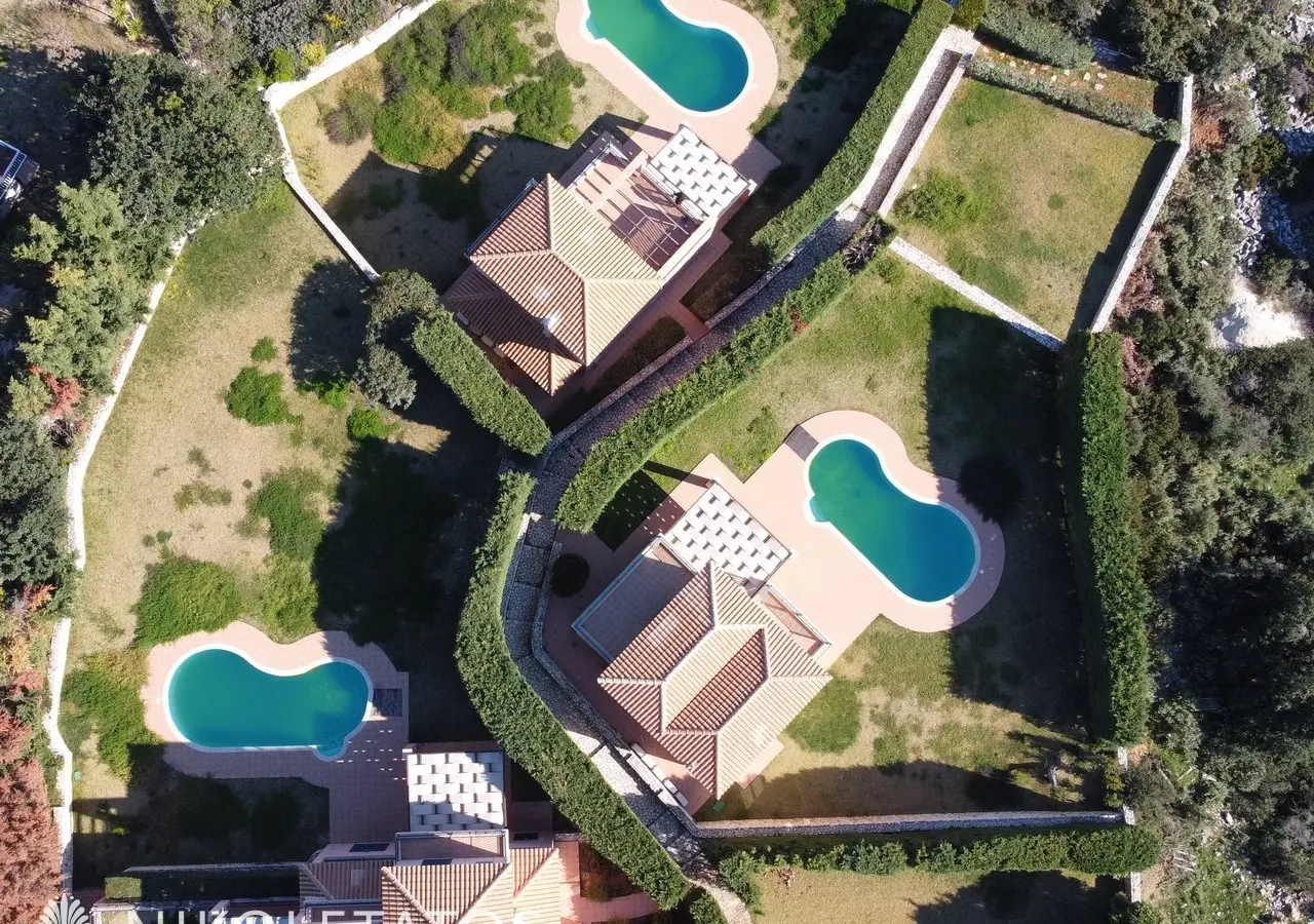 Charming Skala Villa: Your Greek Island Getaway Awaits