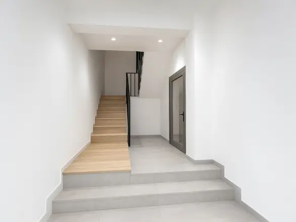Building In Jávea, Spain (642 M²)
