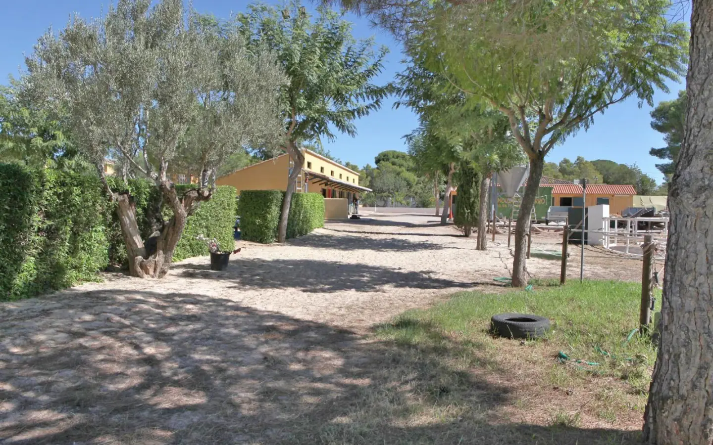 Bétera Valencia Property With Extensive 847 M² Land Area