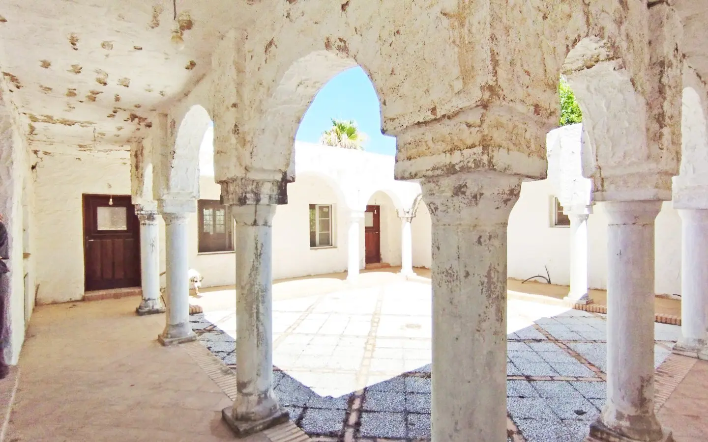 Plot Of 757 M² In Setenil De Las Bodegas, Andalusia