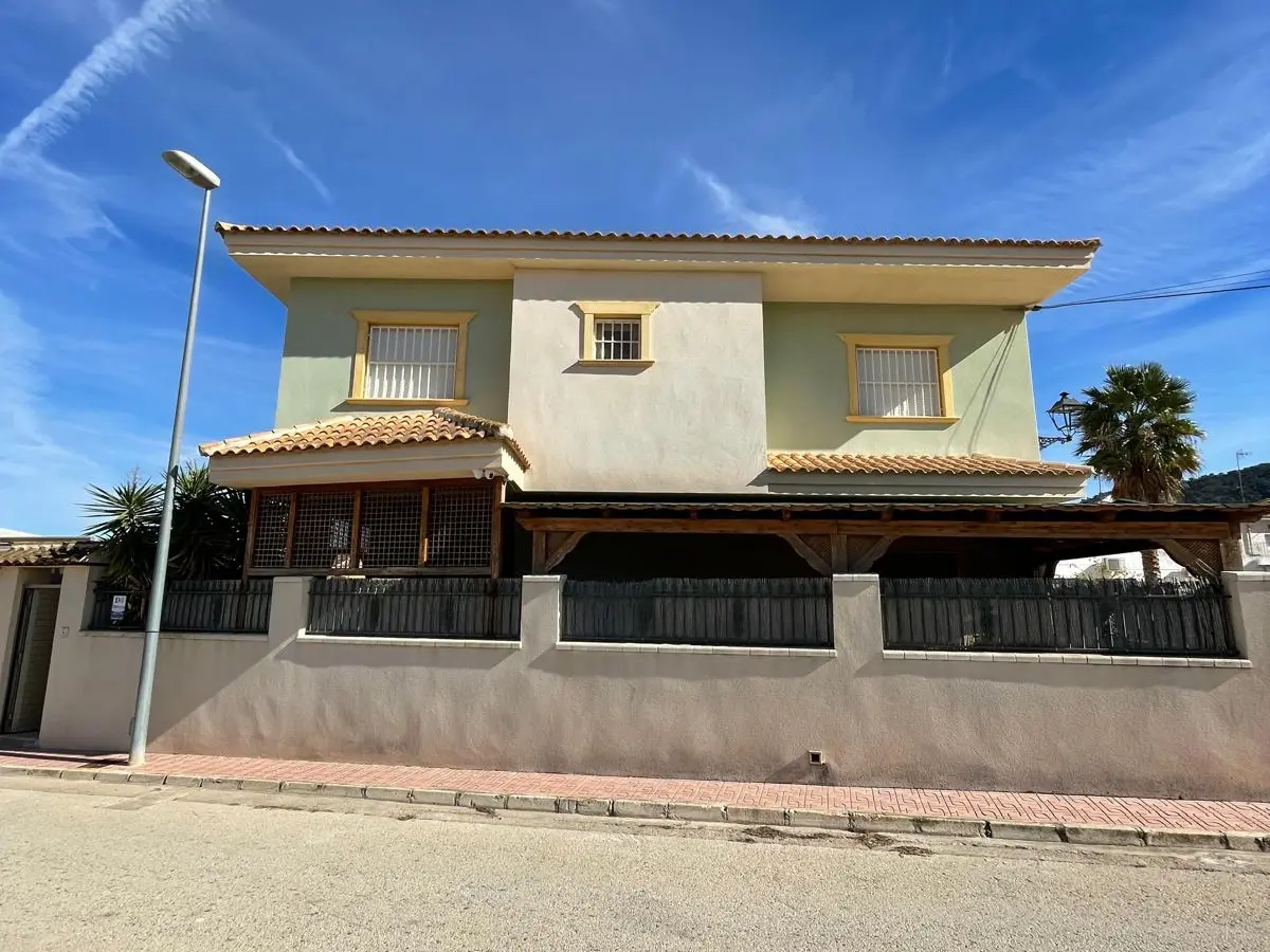 5-bedroom Country House In Cañada De La Leña, Spain (416 M²)