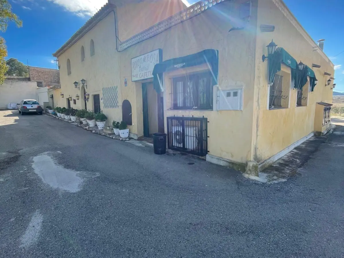 6-bedroom Country House In Ca&ntilde;ada Del Trigo, Spain (400 M²)