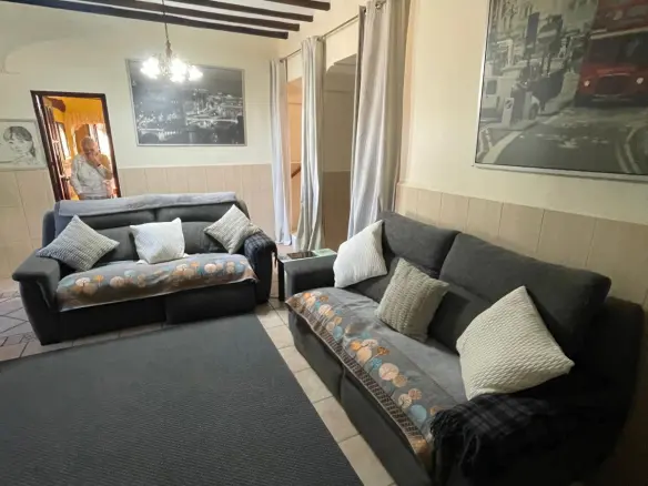 6-bedroom Country House In Ca&ntilde;ada Del Trigo, Spain (400 M²)