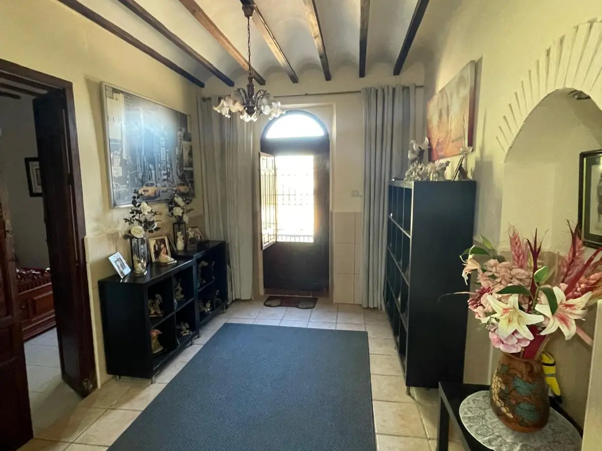6-bedroom Country House In Ca&ntilde;ada Del Trigo, Spain (400 M²)