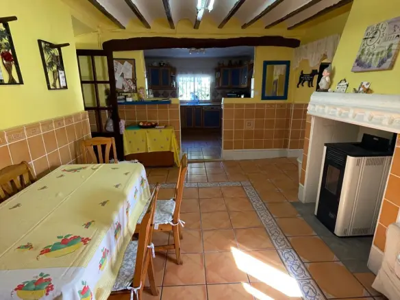 6-bedroom Country House In Ca&ntilde;ada Del Trigo, Spain (400 M²)