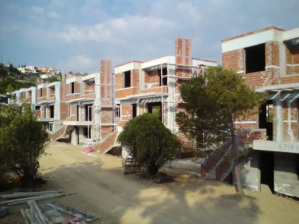 3-bedroom Complex In Sikiona, Greece (1.724 M²)