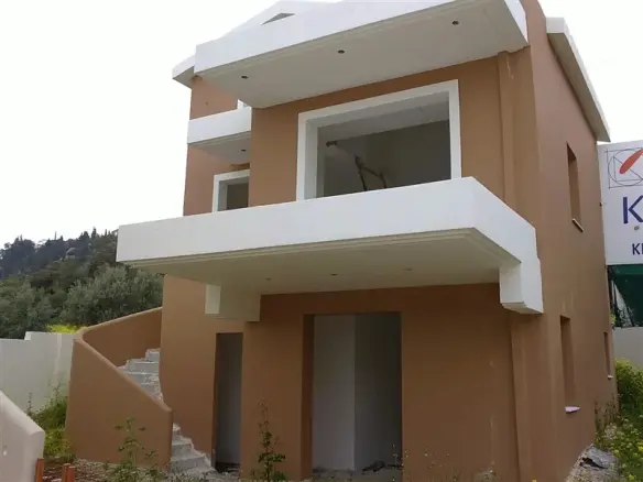 3-bedroom Complex In Sikiona, Greece (1.724 M²)