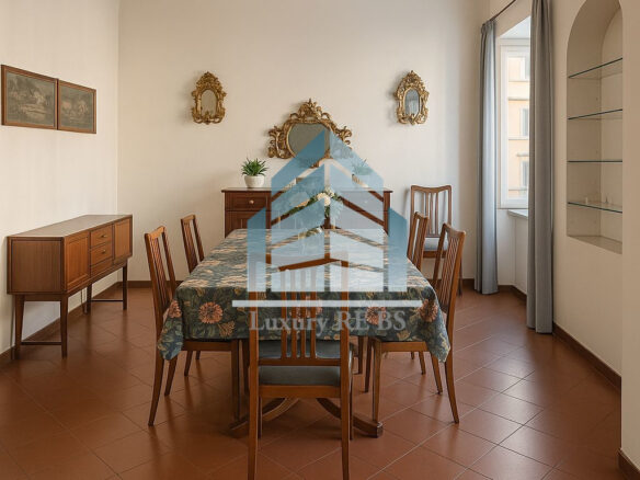 3-bedroom Vintage Apartment In Central Rome