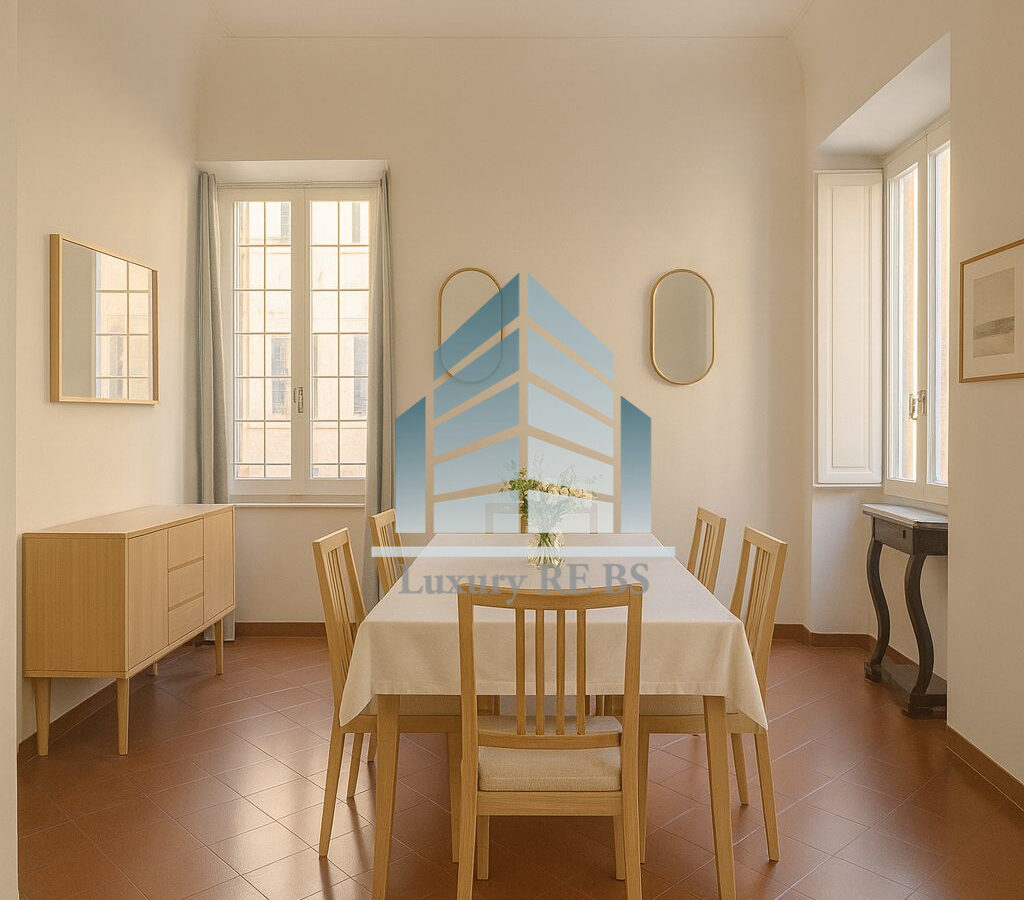 3-bed Villa Near Piazza San Salvatore Historic Charm
