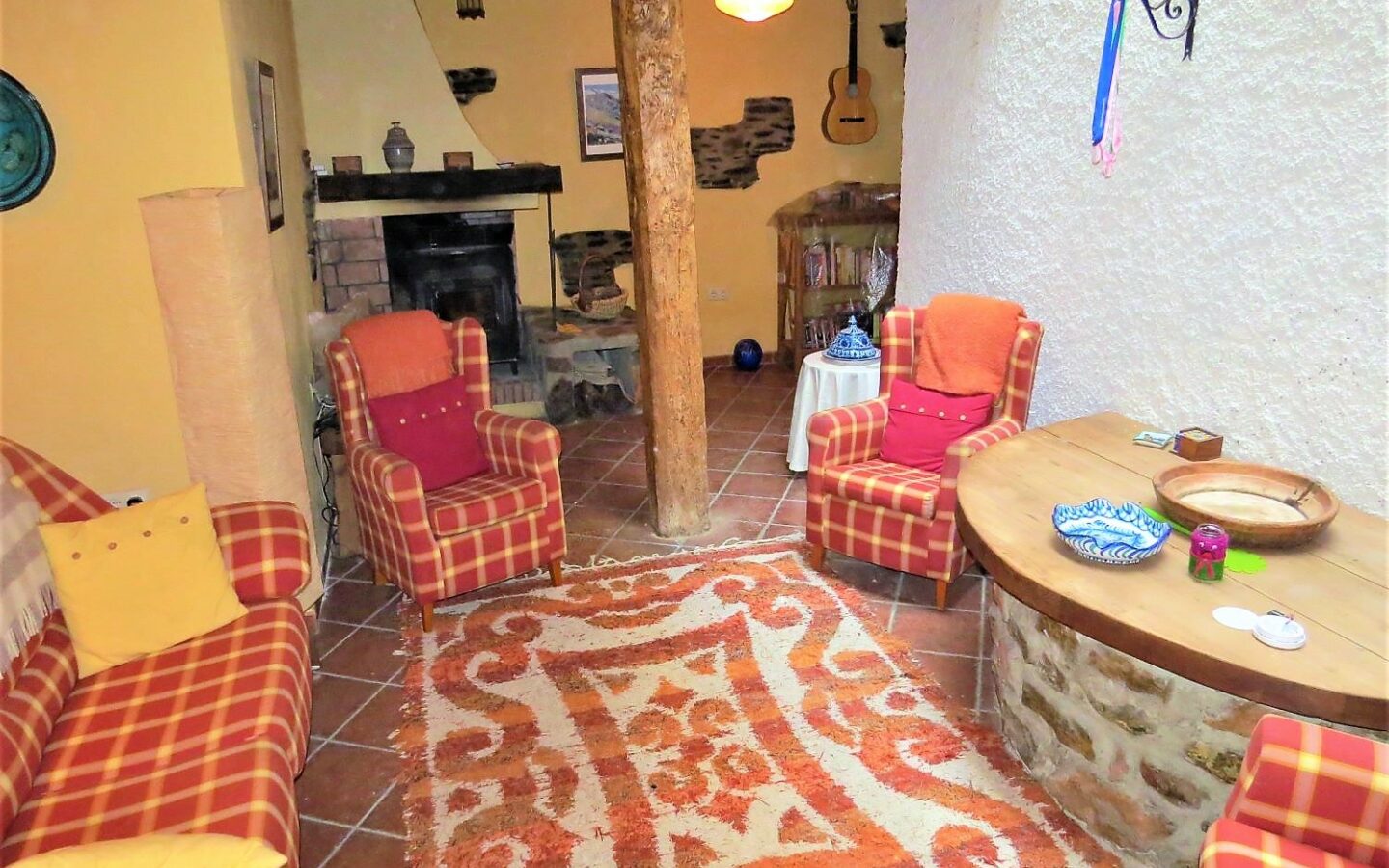 Large Townhouse In The Tranquil Village Of Yator