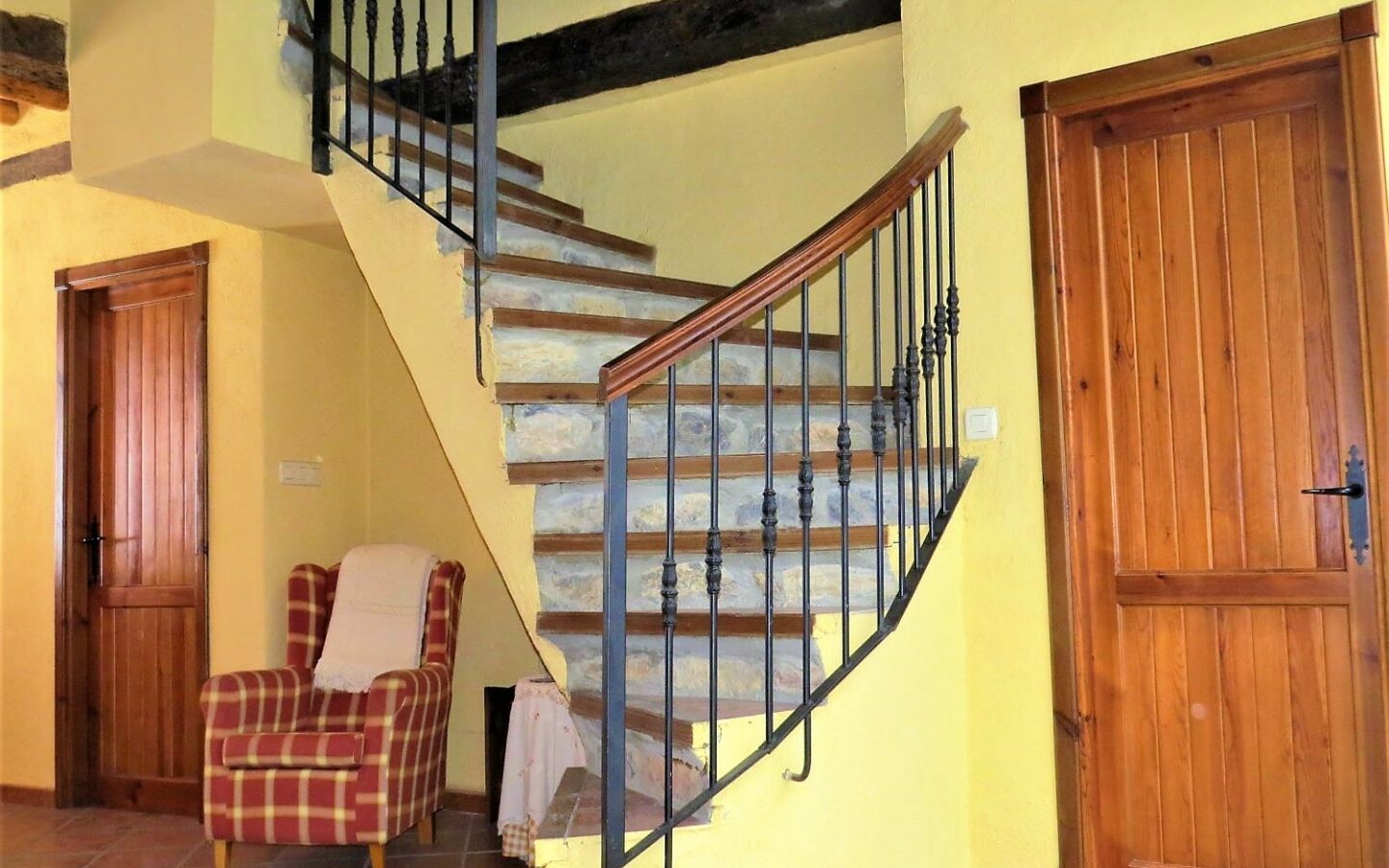 Large Townhouse In The Tranquil Village Of Yator