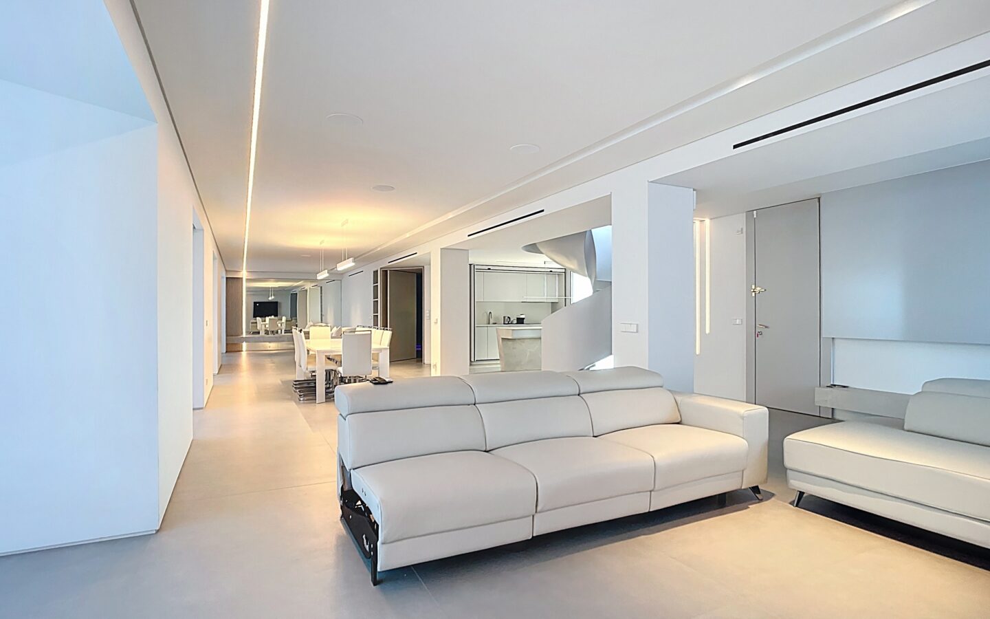 Penthouse Duplex With Terrace On Avenida Concha Espina