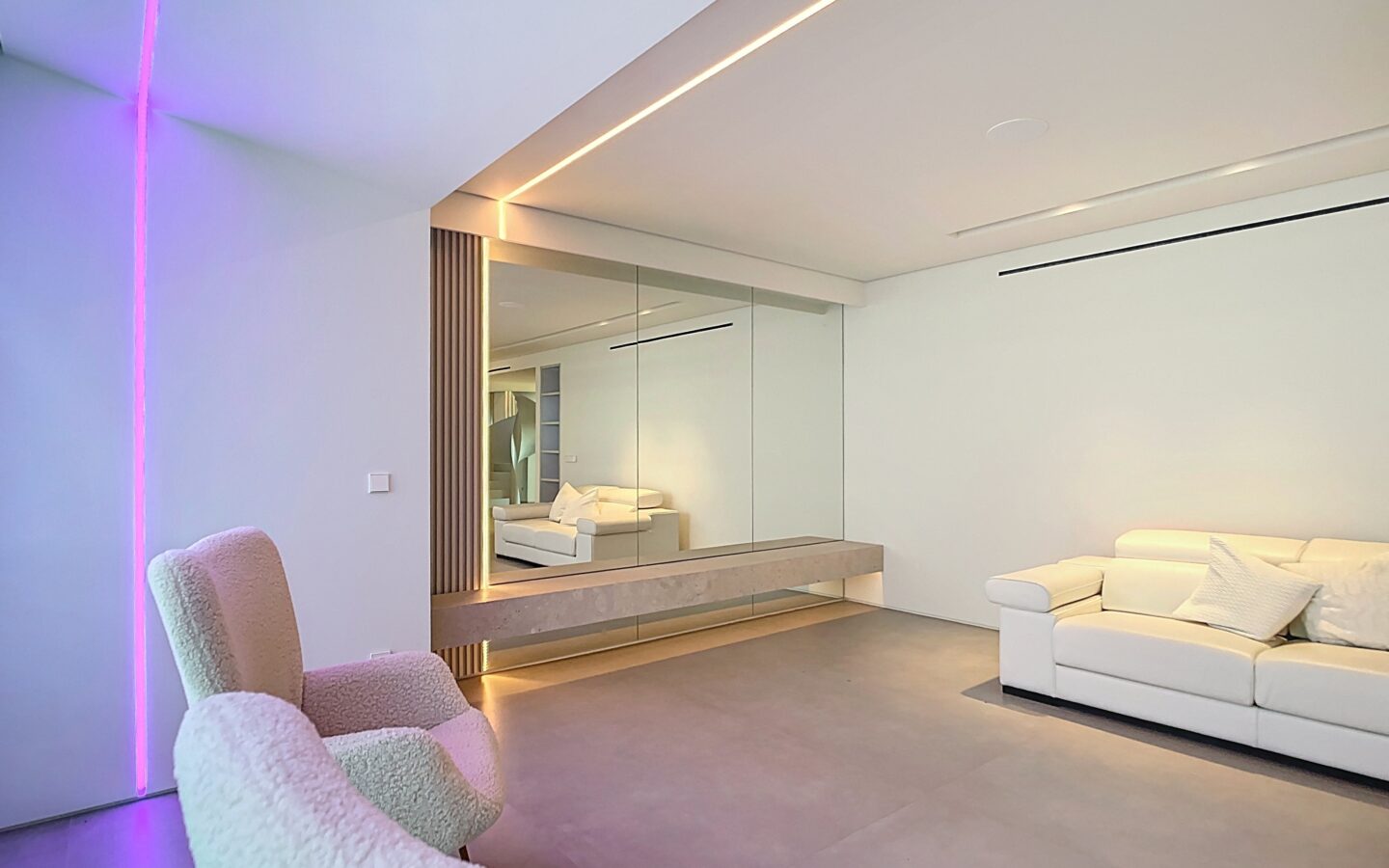 Penthouse Duplex With Terrace On Avenida Concha Espina
