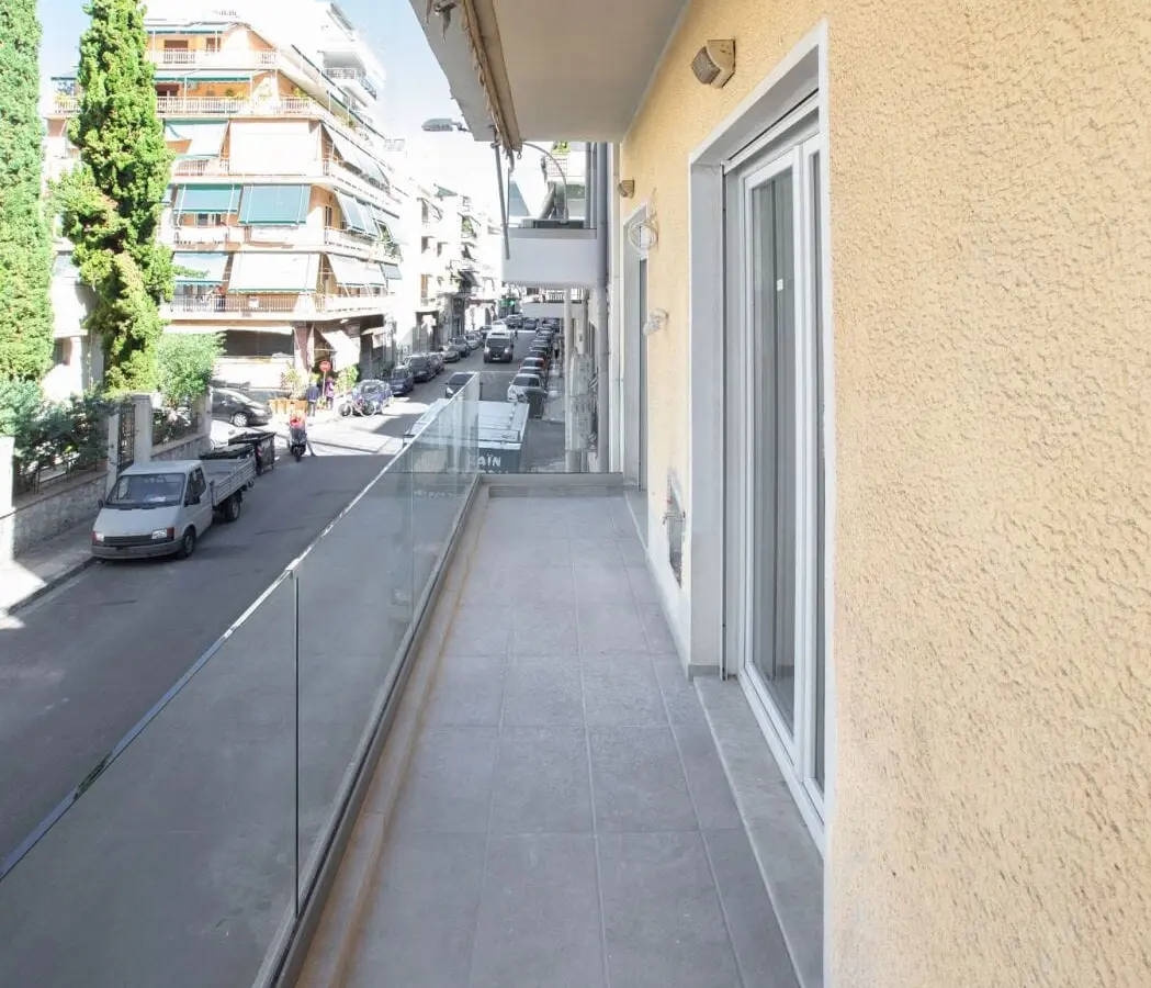 Flat With 2 Bedrooms In Athens Near Historical Landmarks