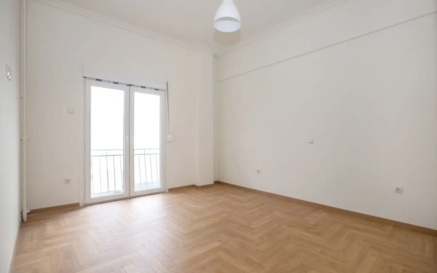 Flat With 2 Bedrooms In Athens Near Historical Landmarks