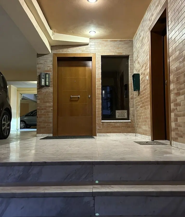 Apartment With 2 Bedrooms In Athens, 100 M² Area