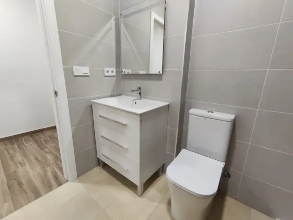 2-bedroom Townhouse In Petrer, Spain (56 M²)