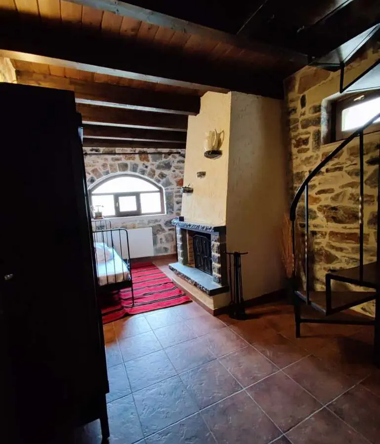 Hotel With 280 M² In Crete Area