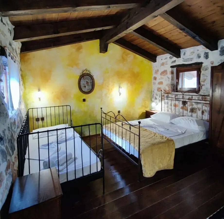 Hotel With 280 M² In Crete Area