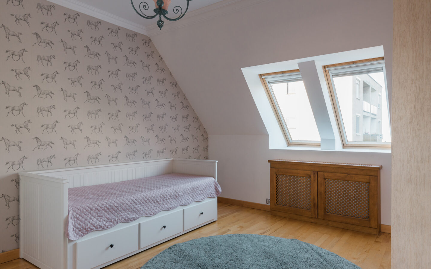 Budapest, 11th District 5 Bedroom, Big Living Room, Garage