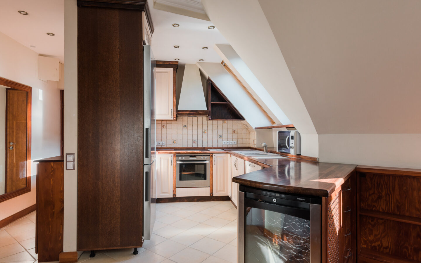 Budapest, 11th District 5 Bedroom, Big Living Room, Garage