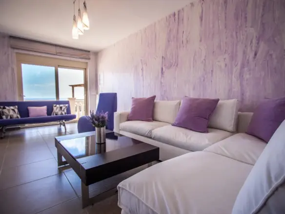 Villa In Main Town Area, Greece (300 M²)