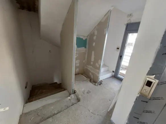 Maisonette With 3 Bedrooms In Thessaloniki, 200 M² Area