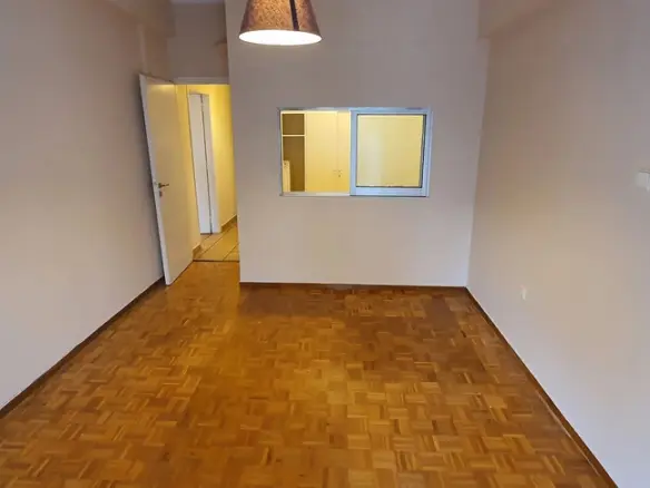Two-bedroom Flat In Athens With 82 M² And Renovated Features