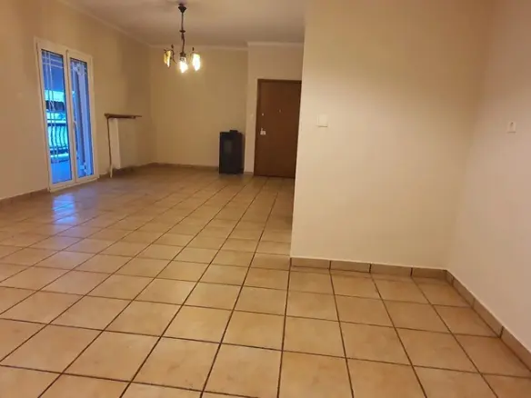 Two-bedroom Flat In Athens With 82 M² And Renovated Features