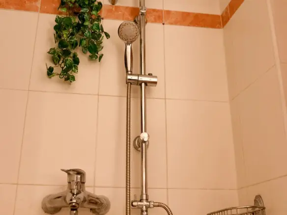 Flat With Two Bedrooms In Athens