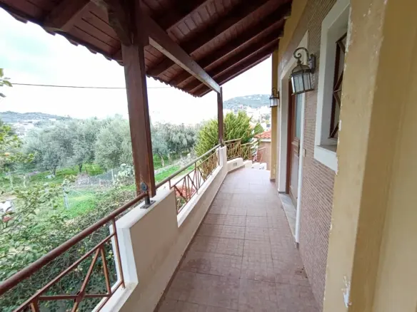 Detached House With 4 Bedrooms In Attica