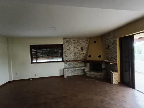 Detached House With 4 Bedrooms In Attica