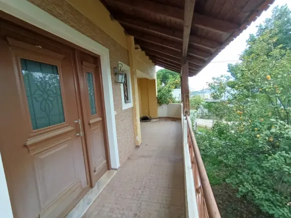 Detached House With 4 Bedrooms In Attica