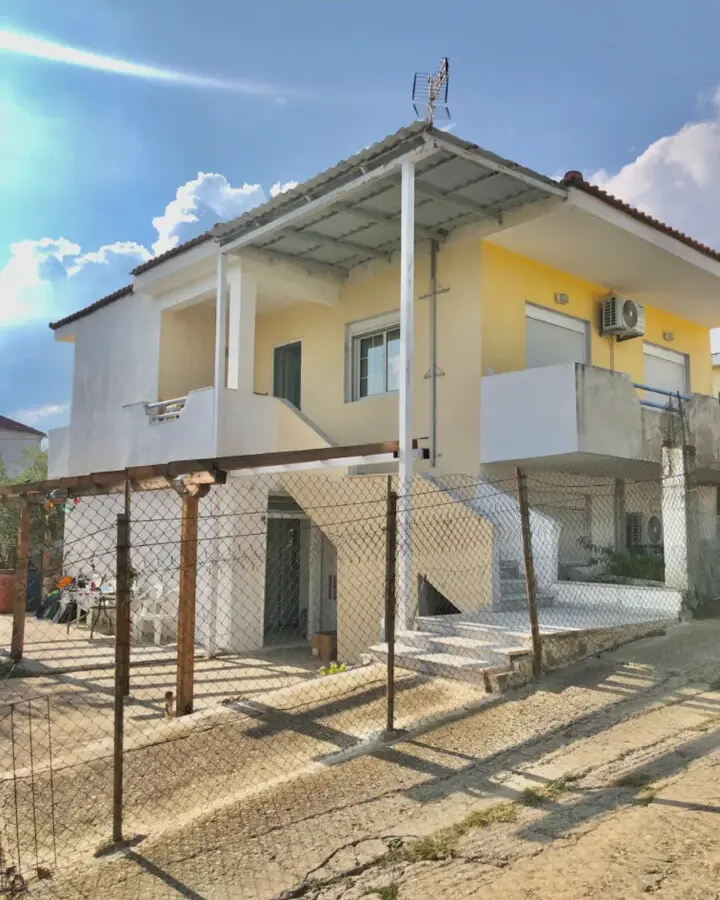 2-bedroom Building In Eleitheres, Greece (155 M²)