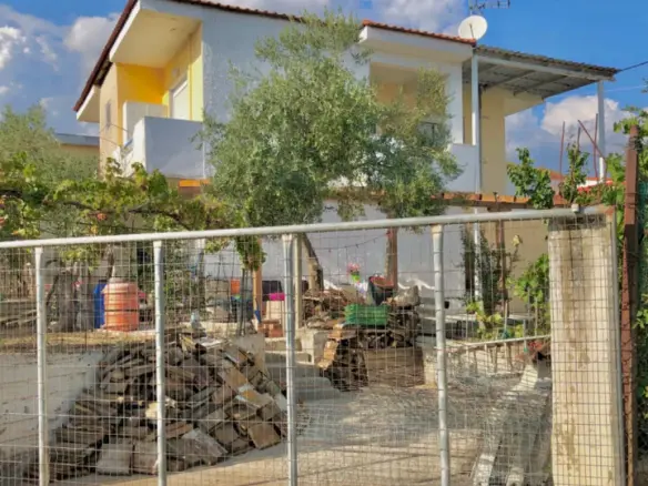 2-bedroom Building In Eleitheres, Greece (155 M²)