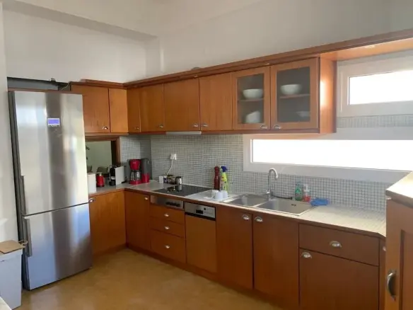 Detached House With Garden In Thessaloniki Suburbs
