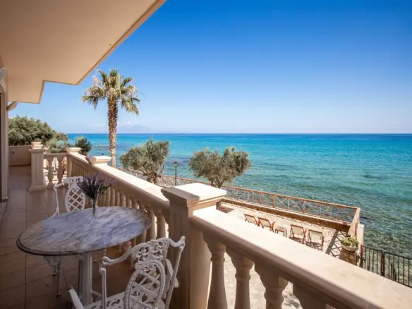 Villa In Main Town Area, Greece (300 M²)