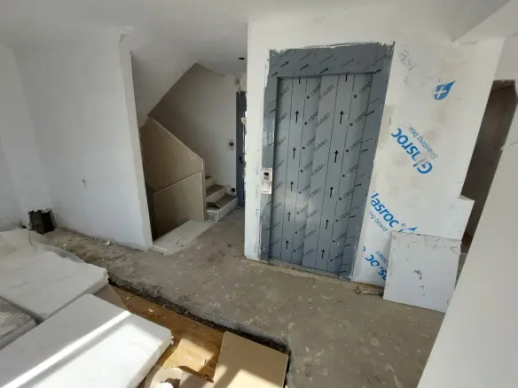 Maisonette With 3 Bedrooms In Thessaloniki, 200 M² Area