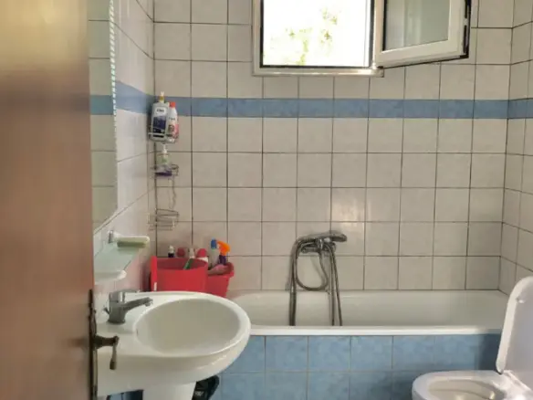 2-bedroom Building In Eleitheres, Greece (155 M²)