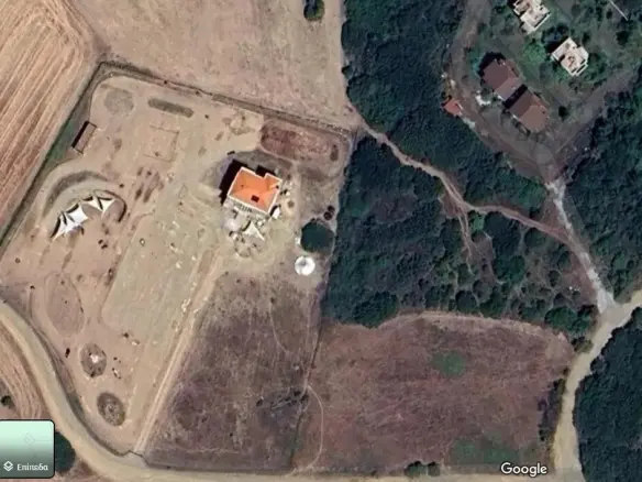 Detached House With Garden In Thessaloniki Suburbs