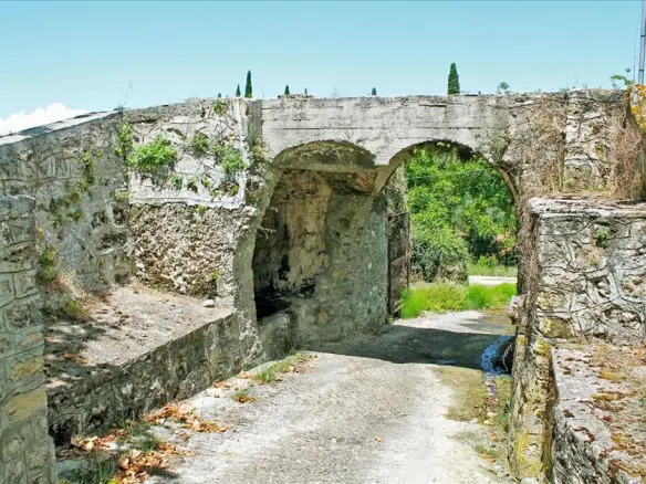 Detached House With Garden Area In Corfu