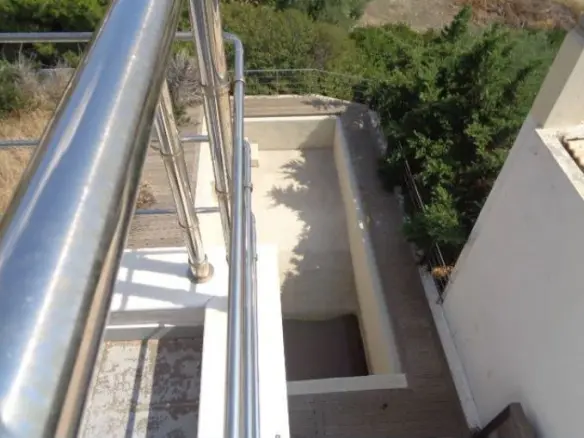 Building With 509 M² Space Available In Athens