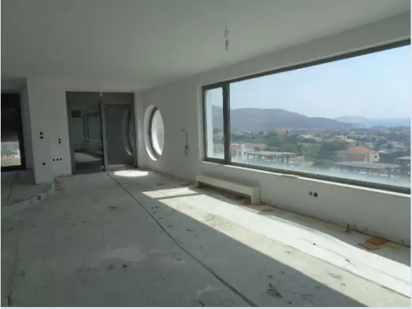 Building With 509 M² Space Available In Athens