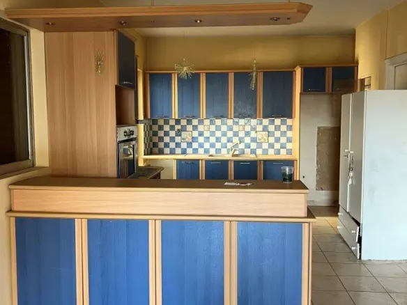 Flat In Athens With 2 Bedrooms And Renovated Kitchen