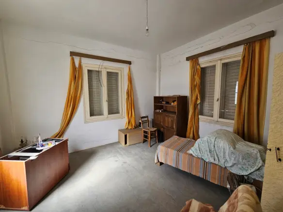 Detached House In Crete With 150 M² Area And Garden