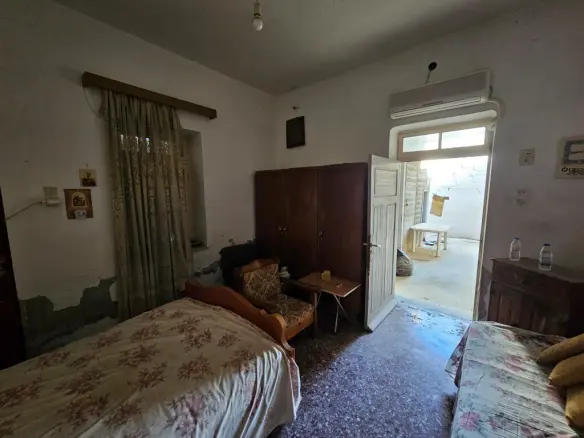 Detached House In Crete With 150 M² Area And Garden