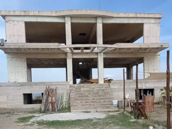 Detached House With Garden In Thessaloniki Suburbs